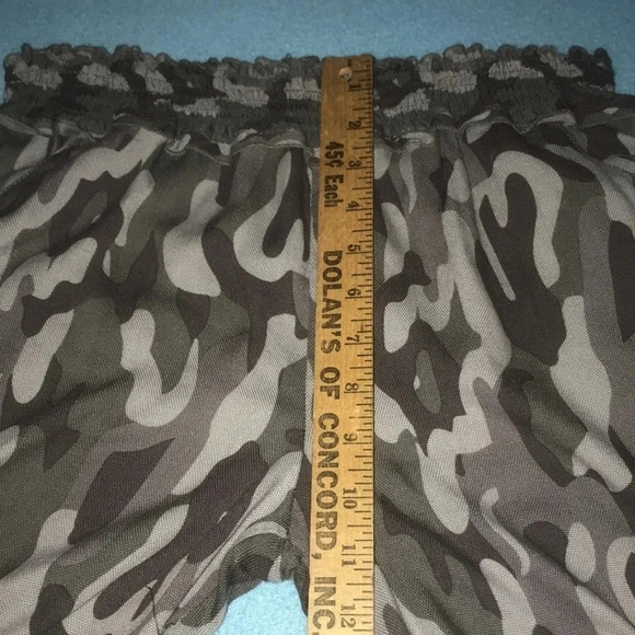JOLT wide leg camouflage high rise ankle tie elastic ruffle waistband NEW size M - Picture 9 of 10